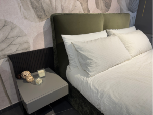 Boiserie + Comodini Defile Alf Dafrè (3)